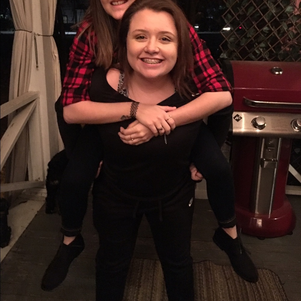 Meet your Posher, Hanna