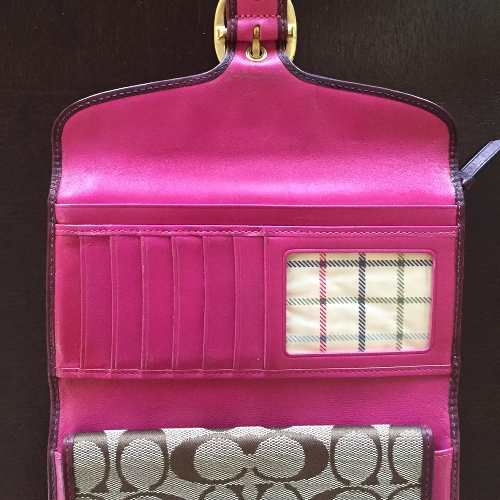Coach Checkbook Wallet - Picture 2 of 4