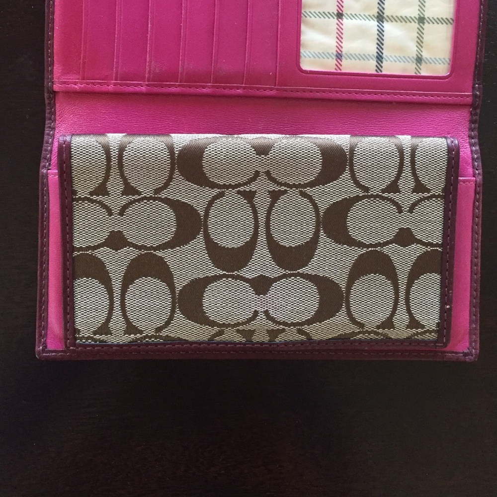 Coach Checkbook Wallet - Picture 3 of 4