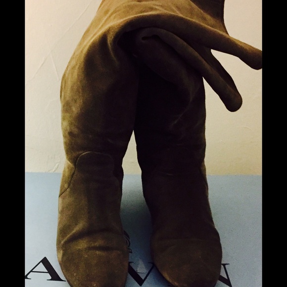 Lanvin Suade knee high boots in grey - Picture 3 of 4