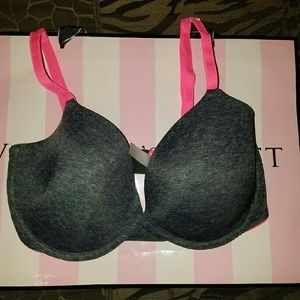 🛇SOLD🚫VS PINK Lightly Lined Bra 34DD