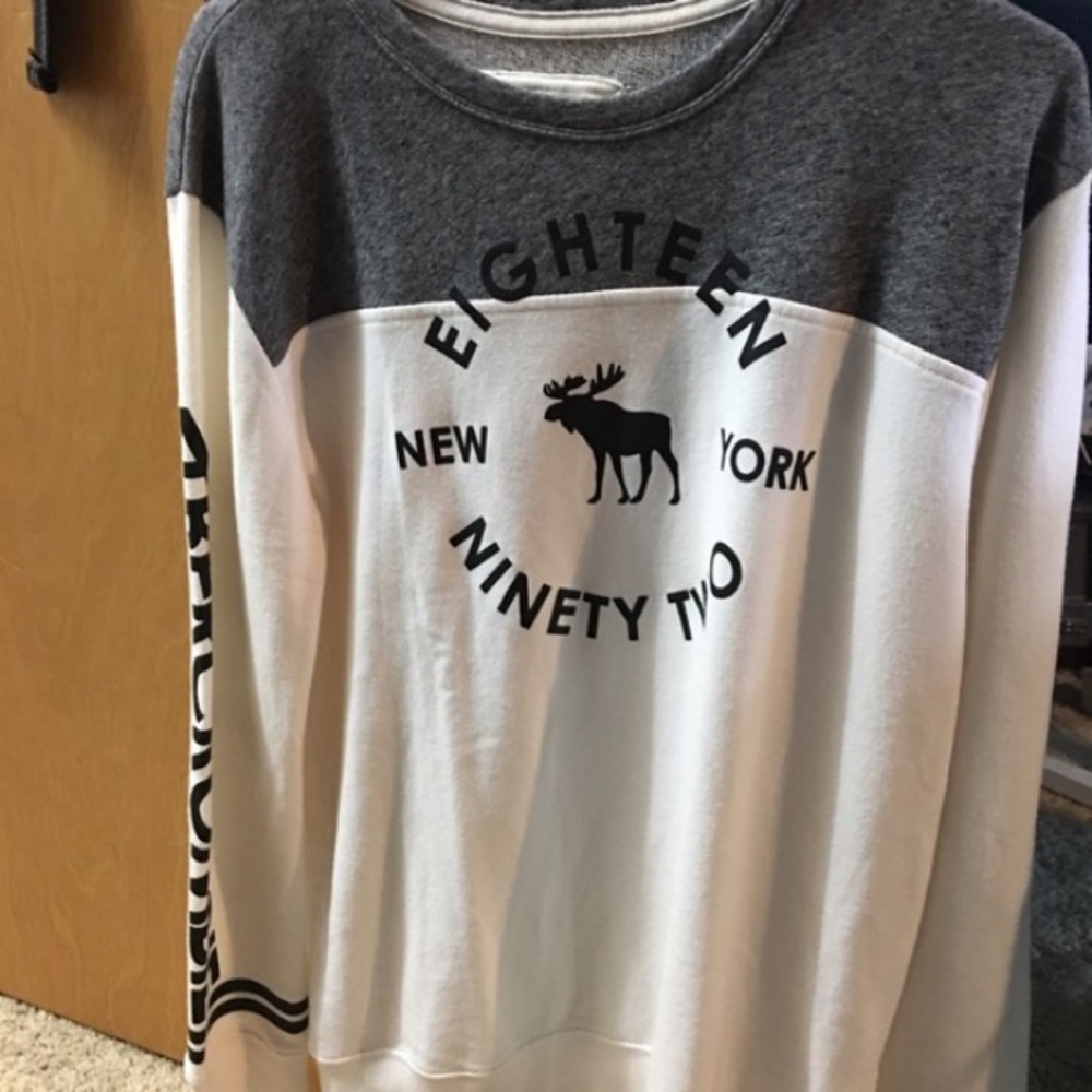 Ambercrombie long sleeve shirt