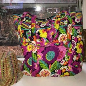 Vera Bradley Tote - Va Va Bloom