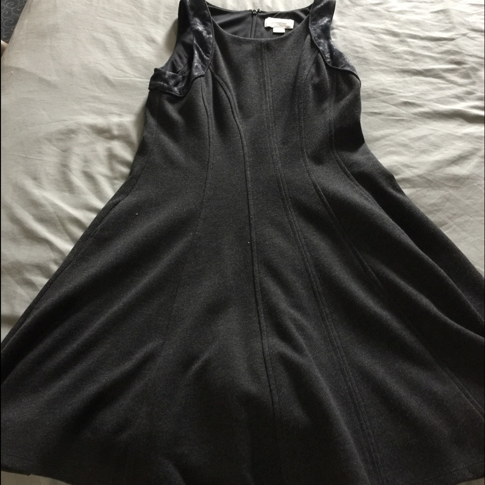 Dress with pockets!!