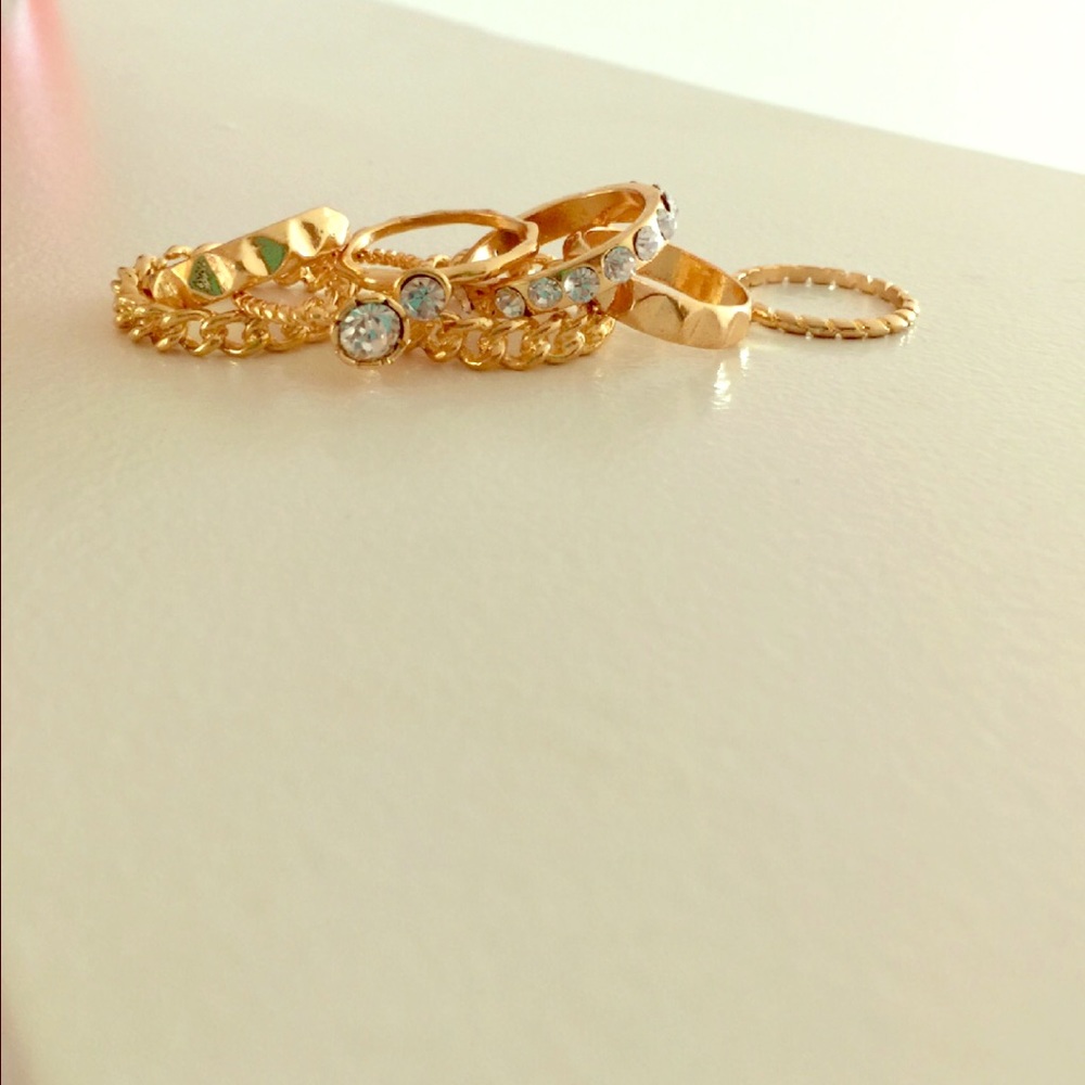 ❌SOLD ❌8 gold tone rings