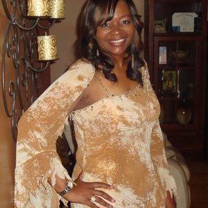 Meet your Posher, Toya