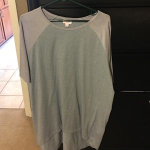 Luluroe long Irma top