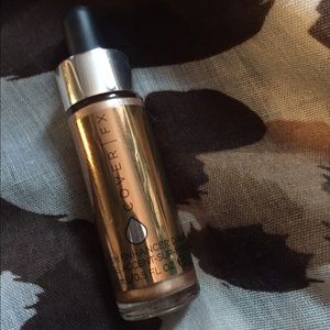 Cover FX Liquid Highlighter