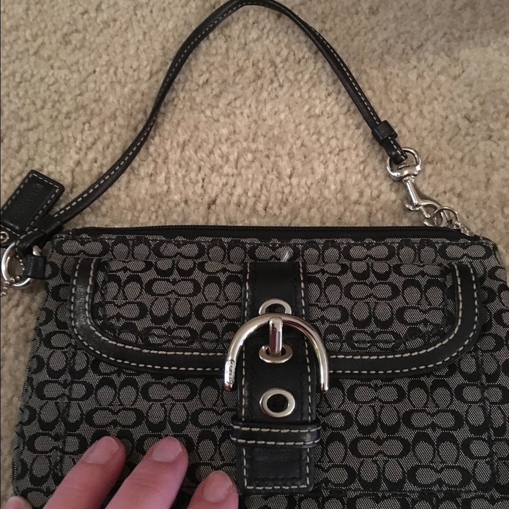 Vintage Coach Black/Gray Wristlet