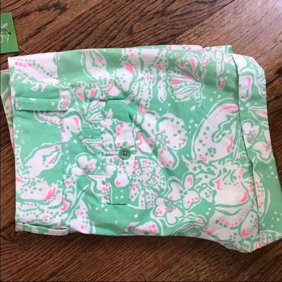 Lilly Pulitzer Barclay shorts beach bash sz 4 nwt - Picture 1 of 3