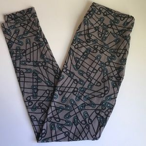 NWOT Lularoe leggings