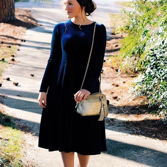 go modest Dresses & Skirts - Navy Velvet Midi Dress