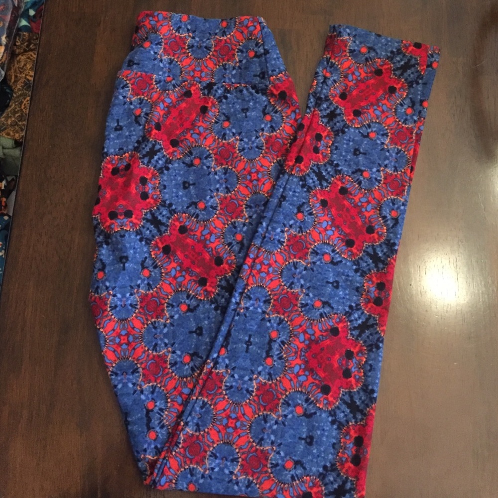 LuLaRoe O/S leggings NWT