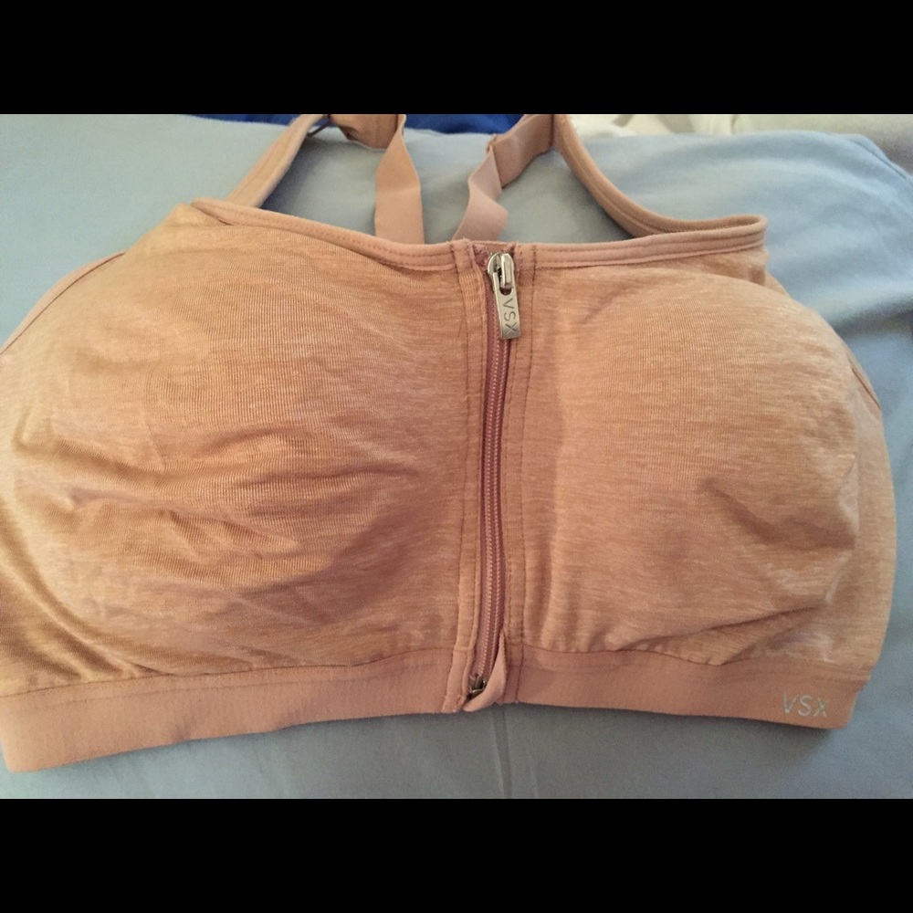 VSX sports bra