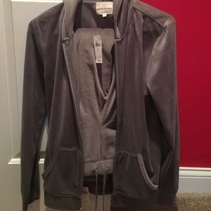 Grey valor sweatsuit