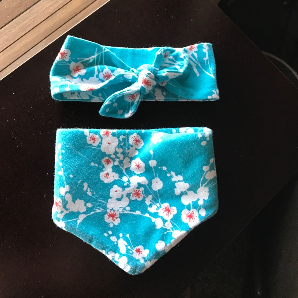 Knot headband and bib set