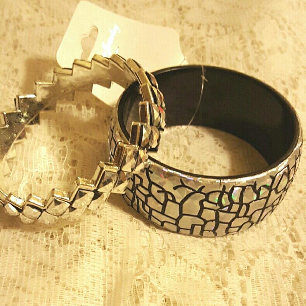 2 pc bangle bracelets
