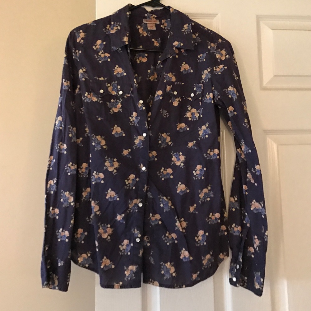 Floral button up