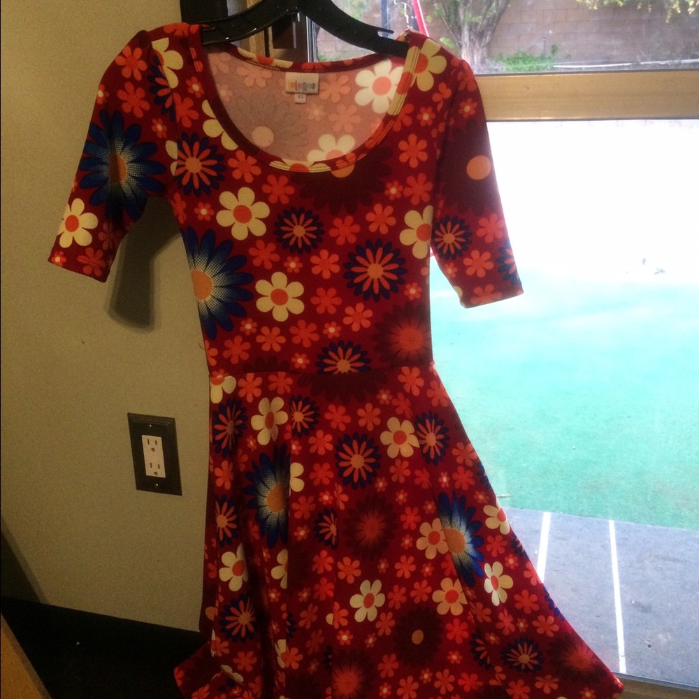 EEUC WORN ONCE XS LLR NICOLE