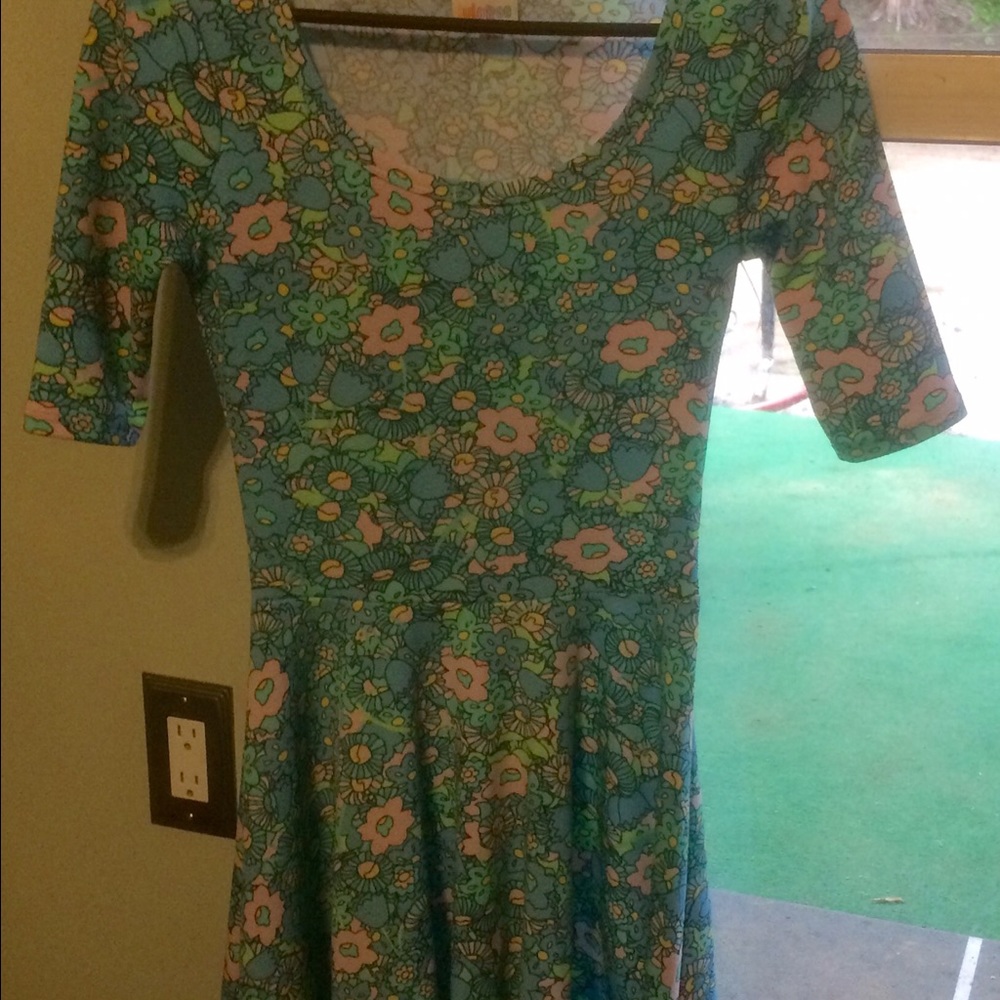 EEUC WORN ONCE XS LLR NICOLE