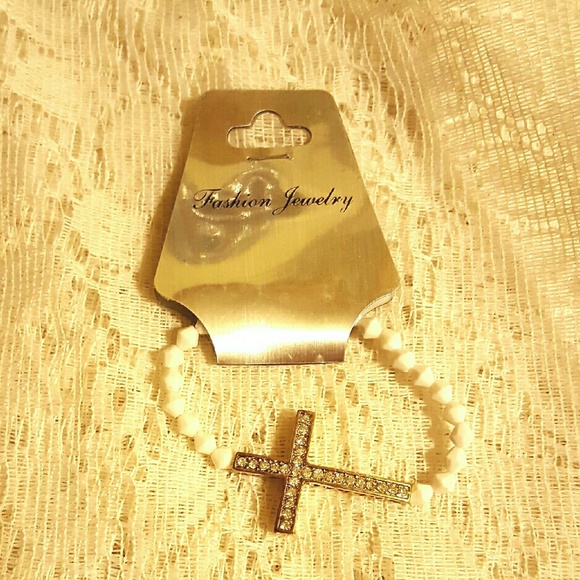 3 pc stretchable Cross Bracelets - Picture 2 of 4