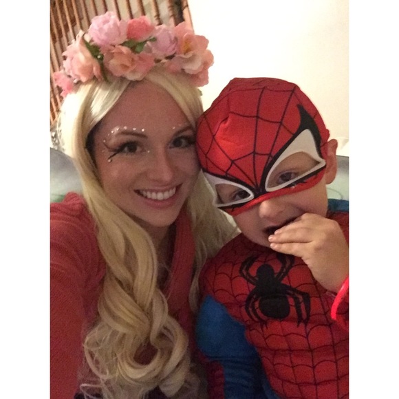 Meet your Posher, Sarah - Picture 2 of 7