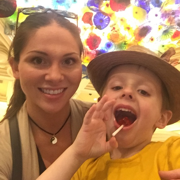 Meet your Posher, Sarah - Picture 5 of 7