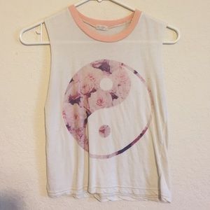 Floral yinyang Muscle Tee