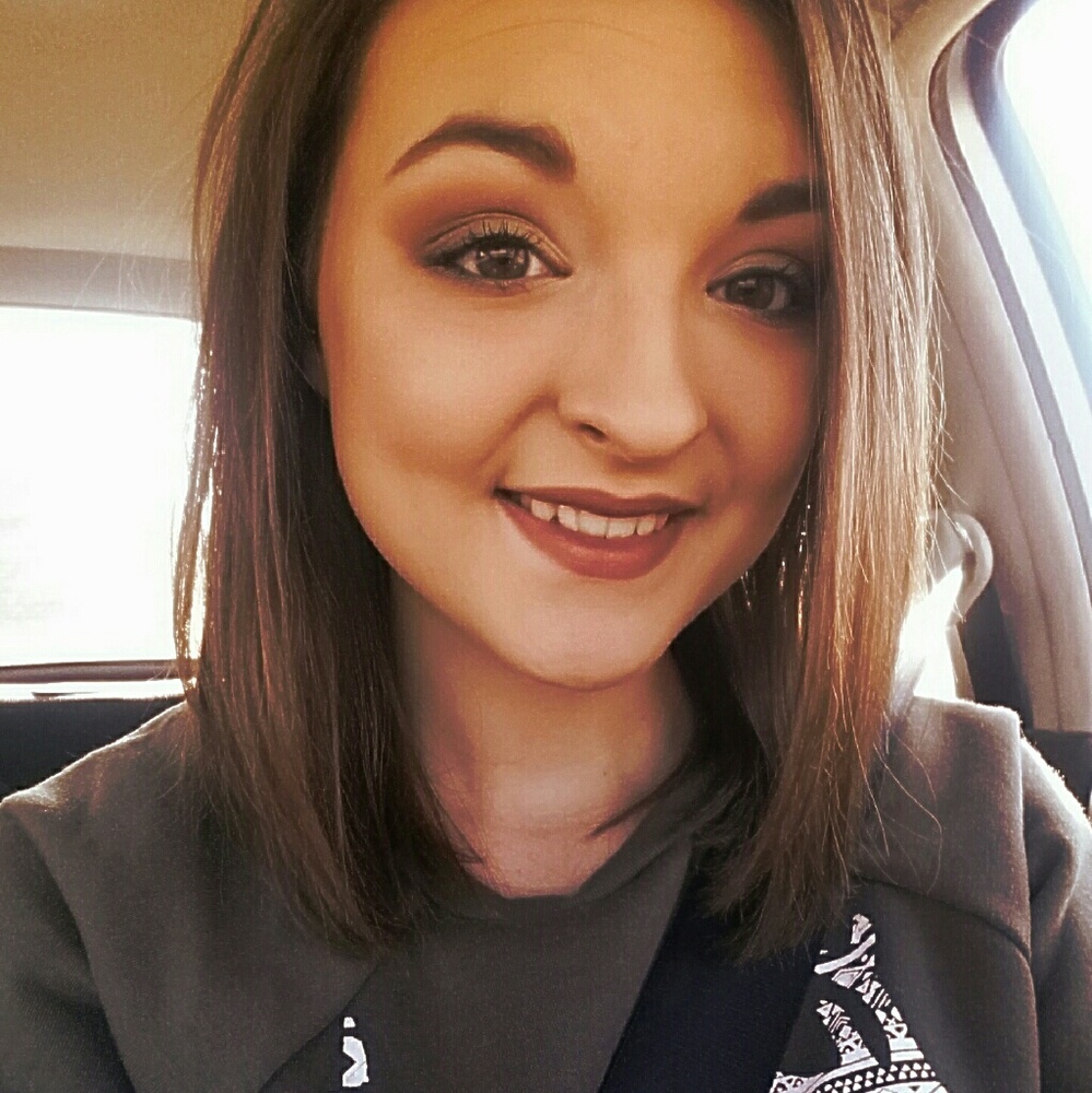 Meet your Posher, Makensey