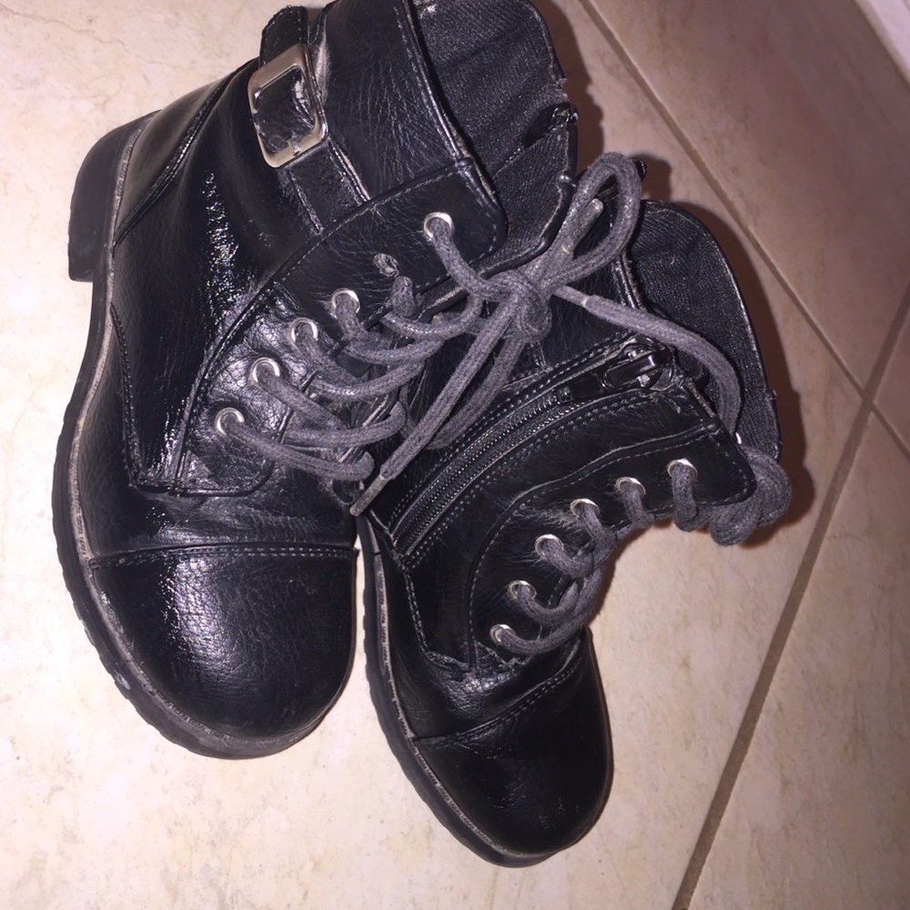Toddler combat boots