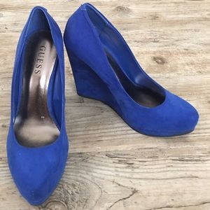 GUESS Michelly Wedge Pumps