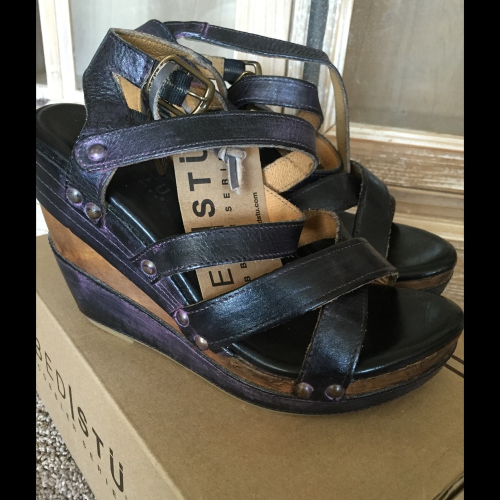New Bed Stu Juliana wedges 7.5