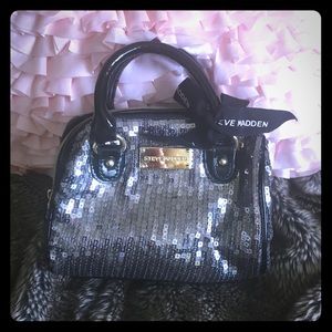 Steve Madden purse.