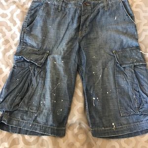 Chip &Pepper distressed denim cargo shorts SZ 27
