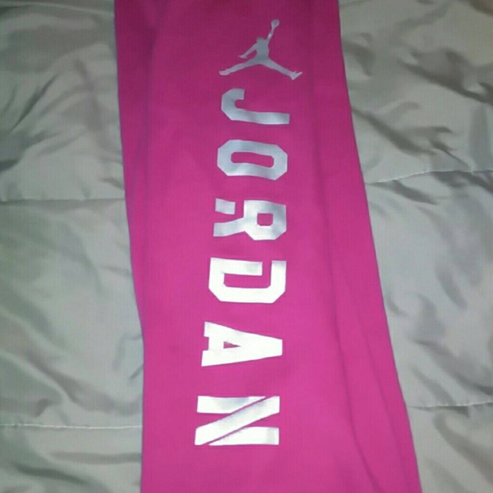 *SOLD ON MERCARI* Jordan sweat pants - Picture 2 of 4