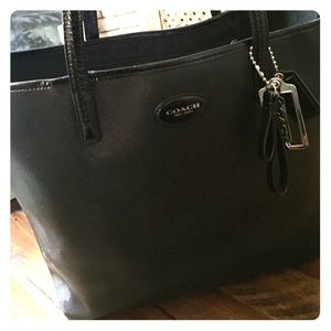 ❗️Price Drop❗️Coach Tote