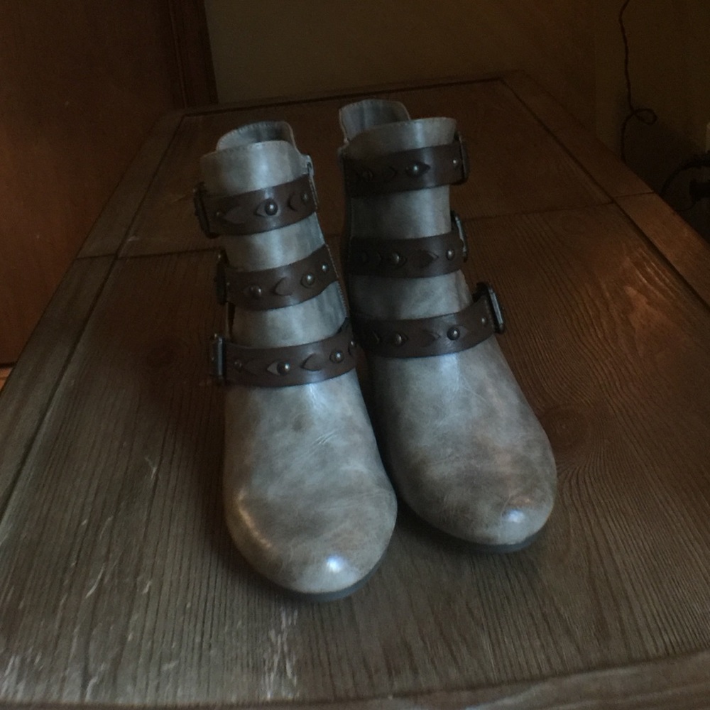 Taupe with brown buckle booties