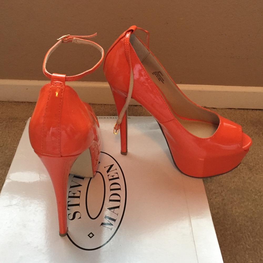 ‼️Steve Madden Brakup heels