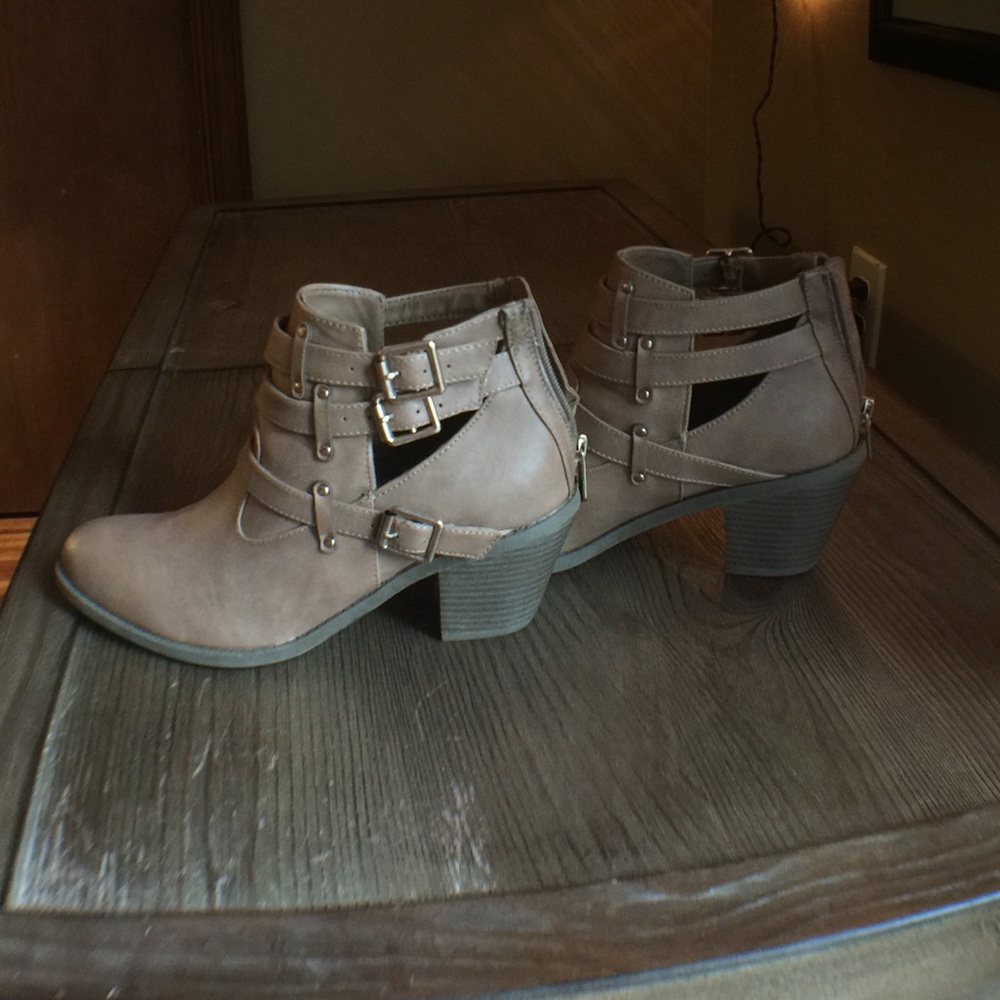 Camel with gold buckle booties