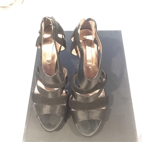 Bcbg maxazria heels - Picture 1 of 3