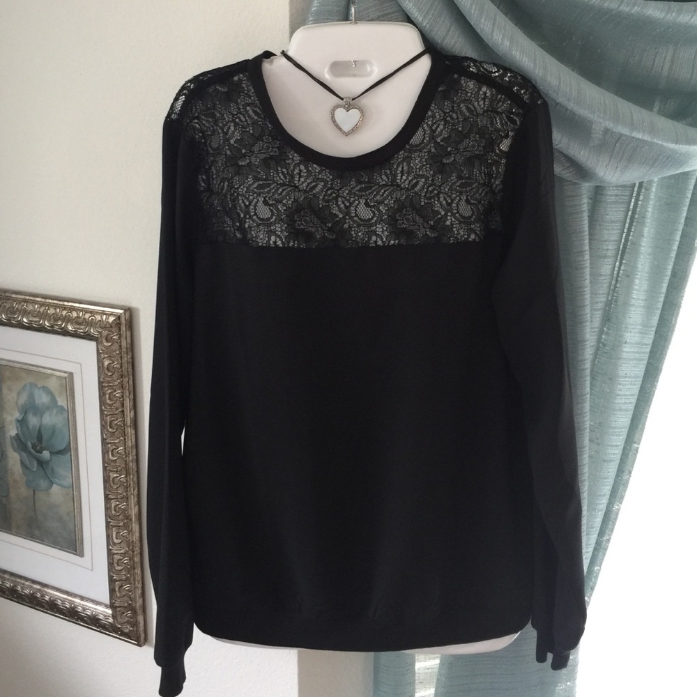 Anne Taylor long sleeved blouse