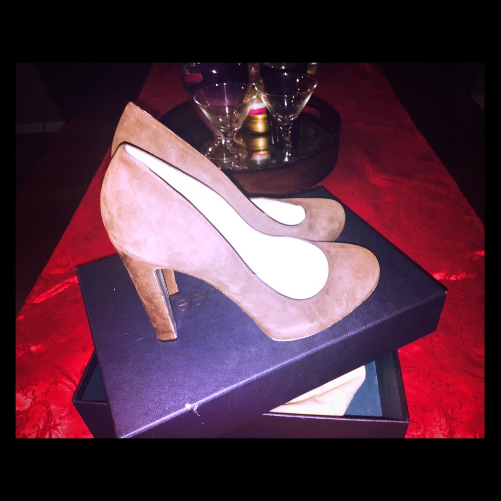 Sergio Rossi brown suede platform pump $640