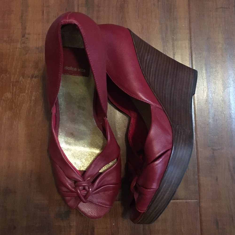 Dolce Vita Red Wedges