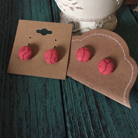 Fabric wrapped earrings - Picture 1 of 2