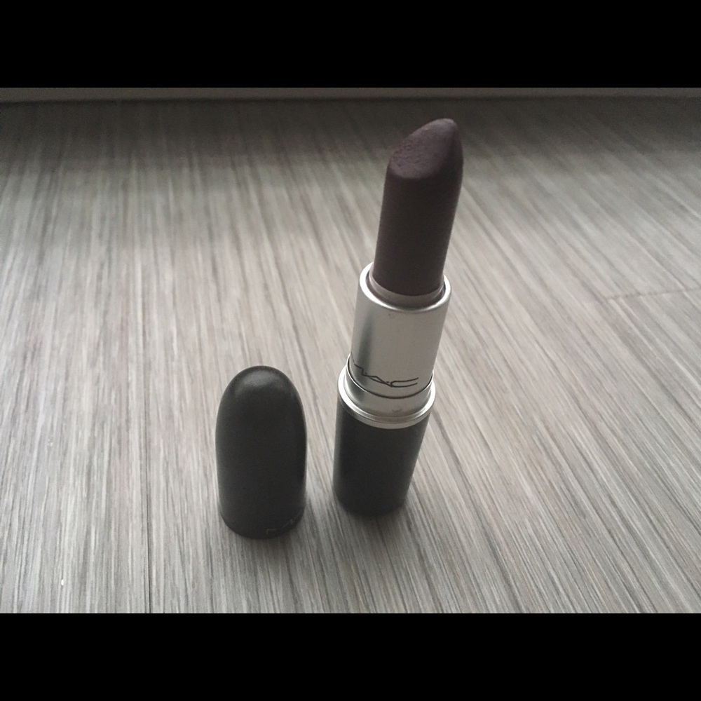 Mac Matte Lipstick. Smoked purple A55.