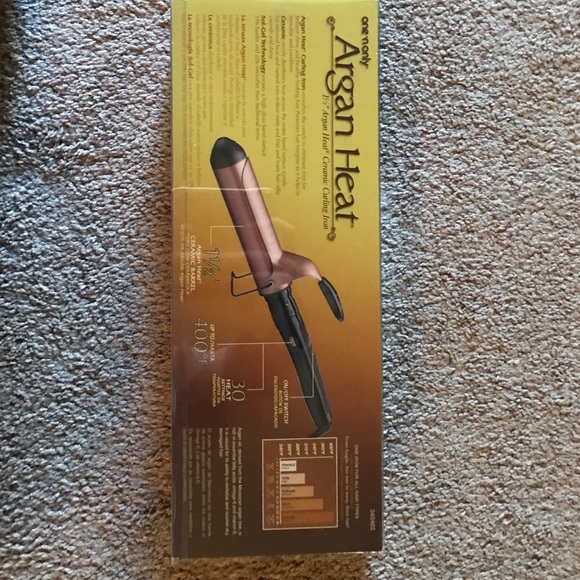 SOLD!  One 'n Only Argan Heat 1 1/2" Curling Iron - Picture 3 of 3