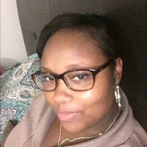 Meet your Posher, Osha