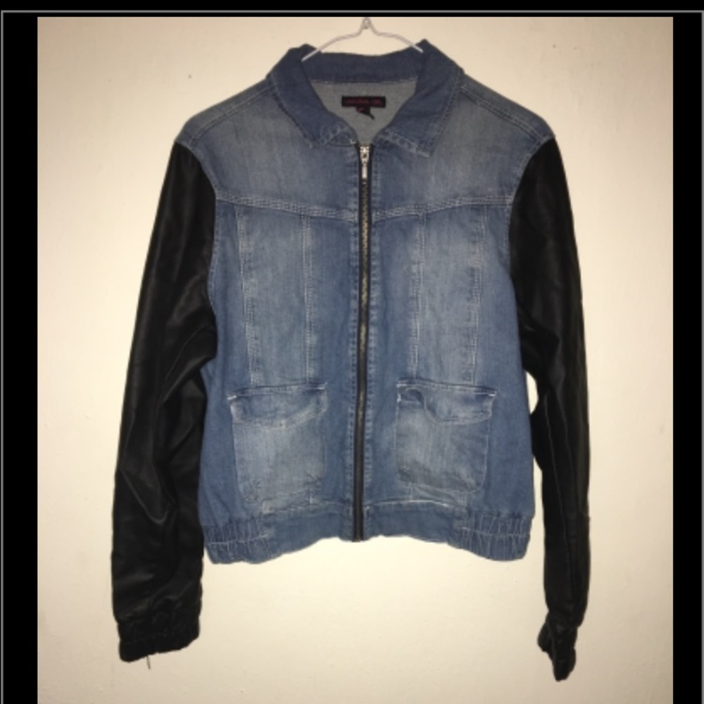 Denim-leather sleeved jacket