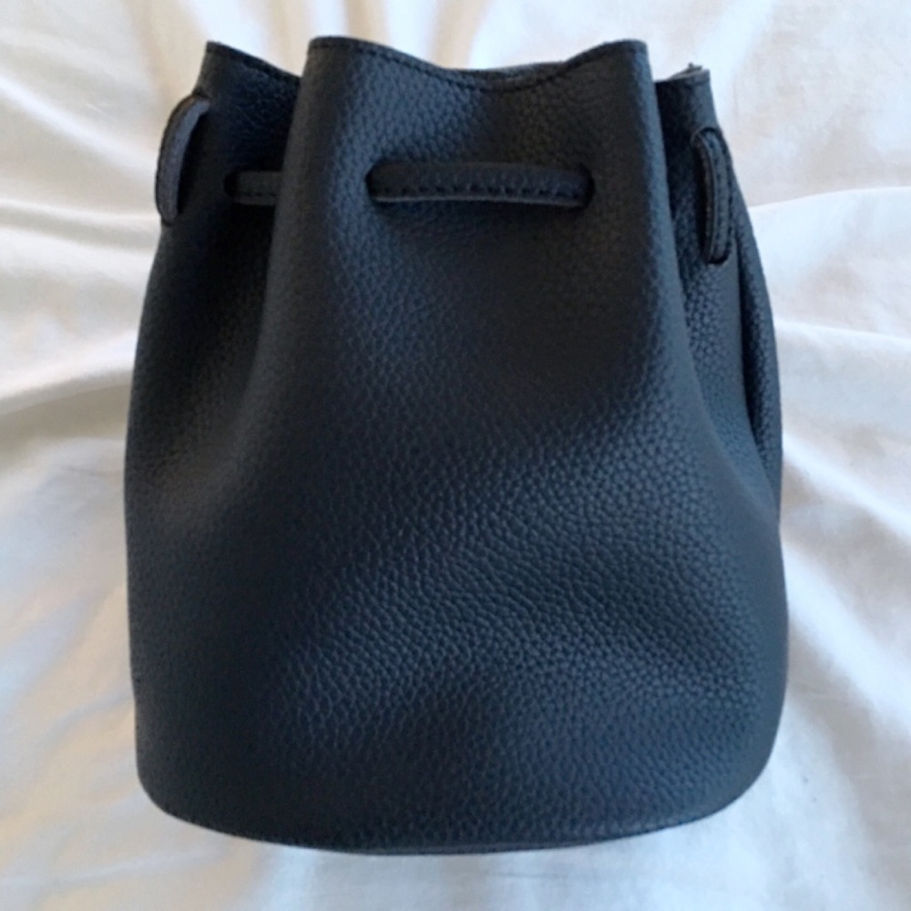Black Bucket Bag Pebble Vegan Leather Tassels - Picture 2 of 4