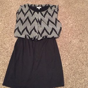 Black bottom B&W sheer chevron top dress!